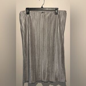 Urban Renewal- NWT Grey Elastic Waist Pleated Midi Skirt Grey- Size XL